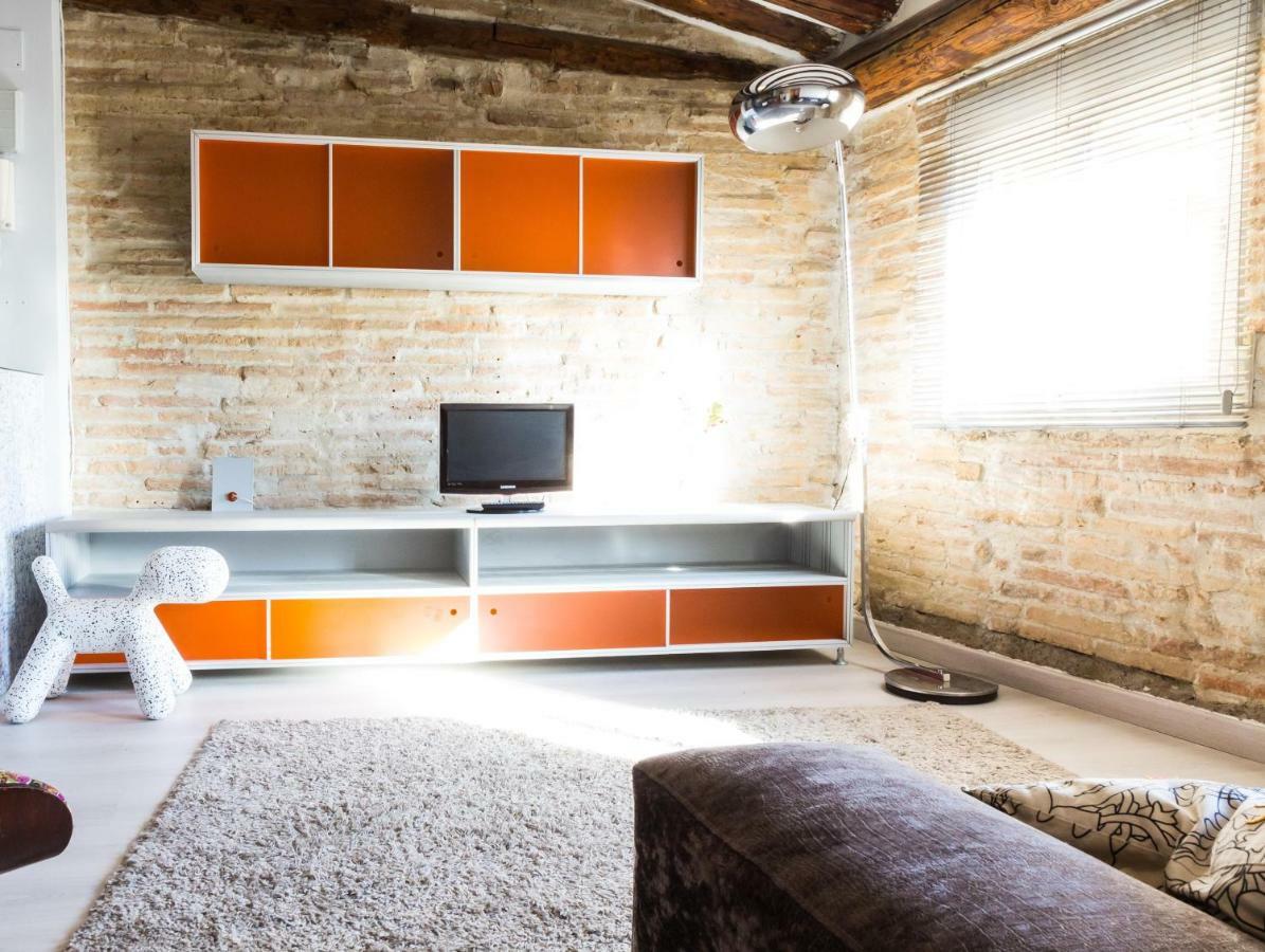 Fantastica Buhardilla Pz. Pilar Apartamento Saragoça Exterior foto