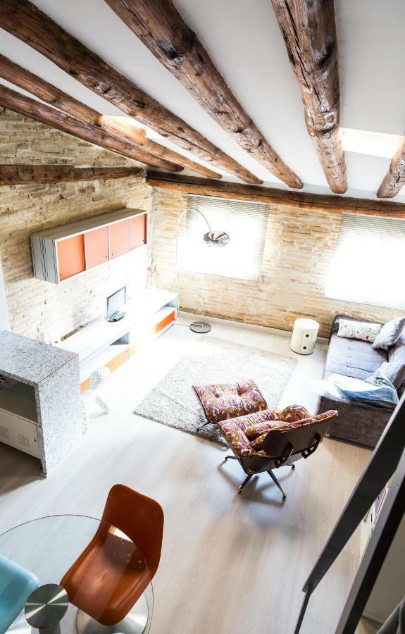 Fantastica Buhardilla Pz. Pilar Apartamento Saragoça Exterior foto