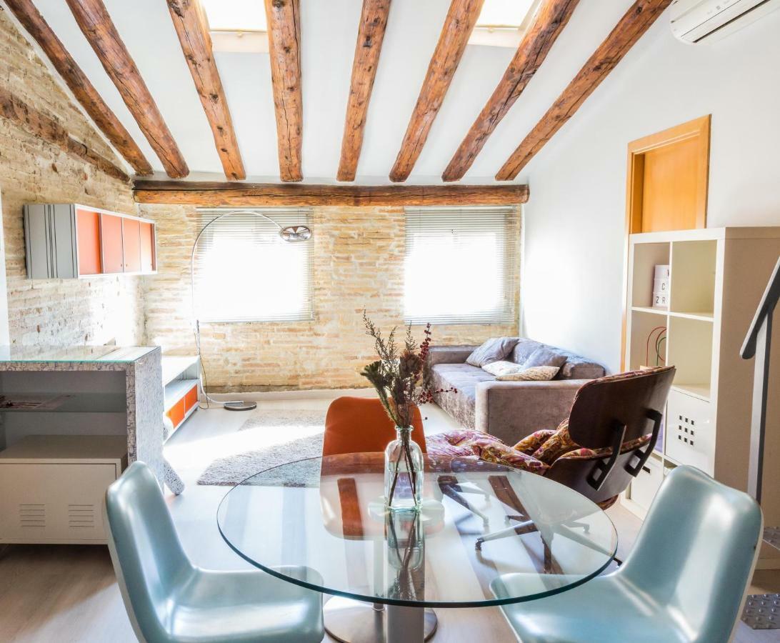 Fantastica Buhardilla Pz. Pilar Apartamento Saragoça Exterior foto